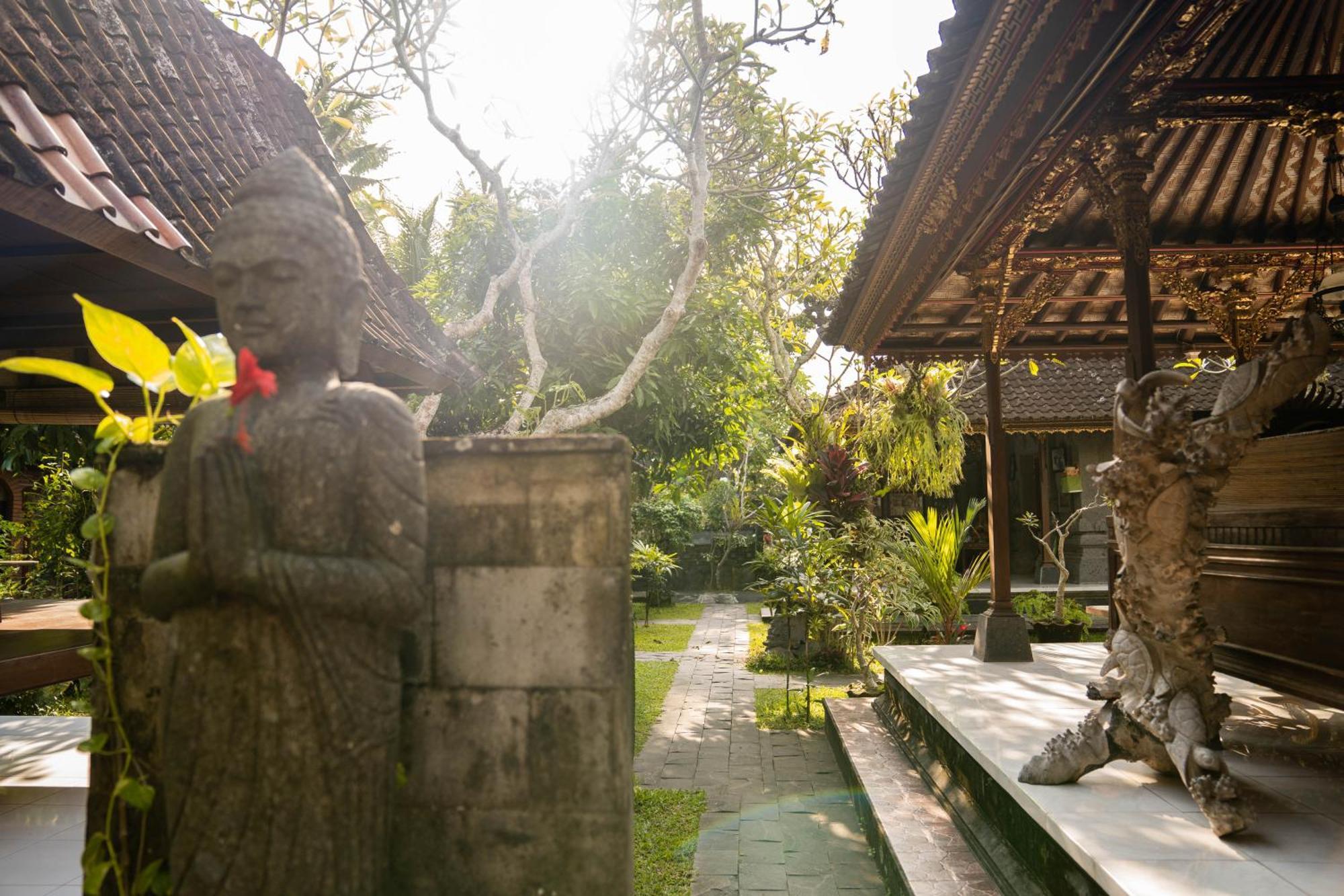 Bramasa Ubud Guest House Buitenkant foto
